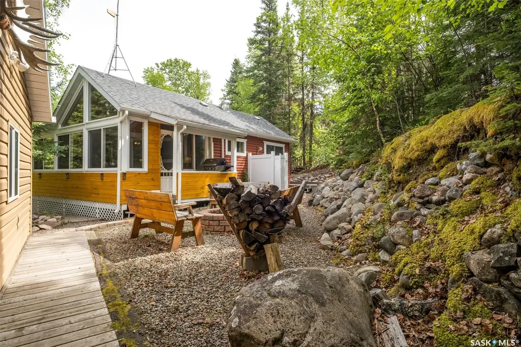 2714 Maple Place Northern Admin District SK S0J 1T0