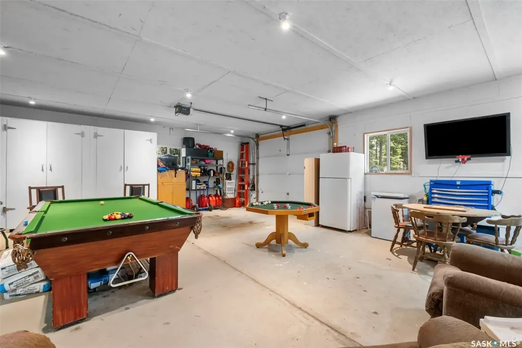 2714 Maple Place Northern Admin District SK S0J 1T0