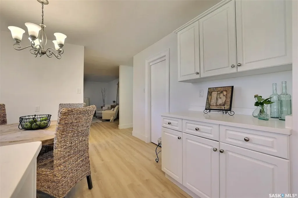 1409 Shannon Road Regina SK S4S 5L4
