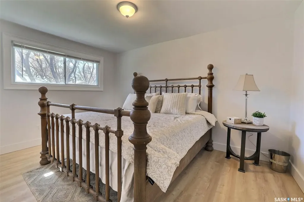 1409 Shannon Road Regina SK S4S 5L4