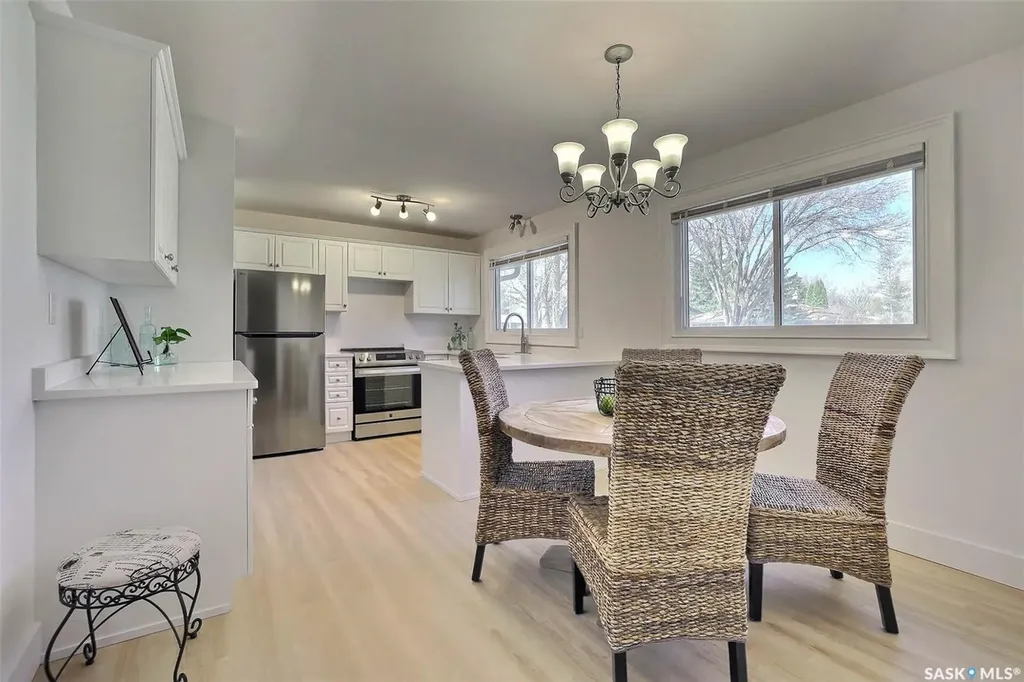1409 Shannon Road Regina SK S4S 5L4
