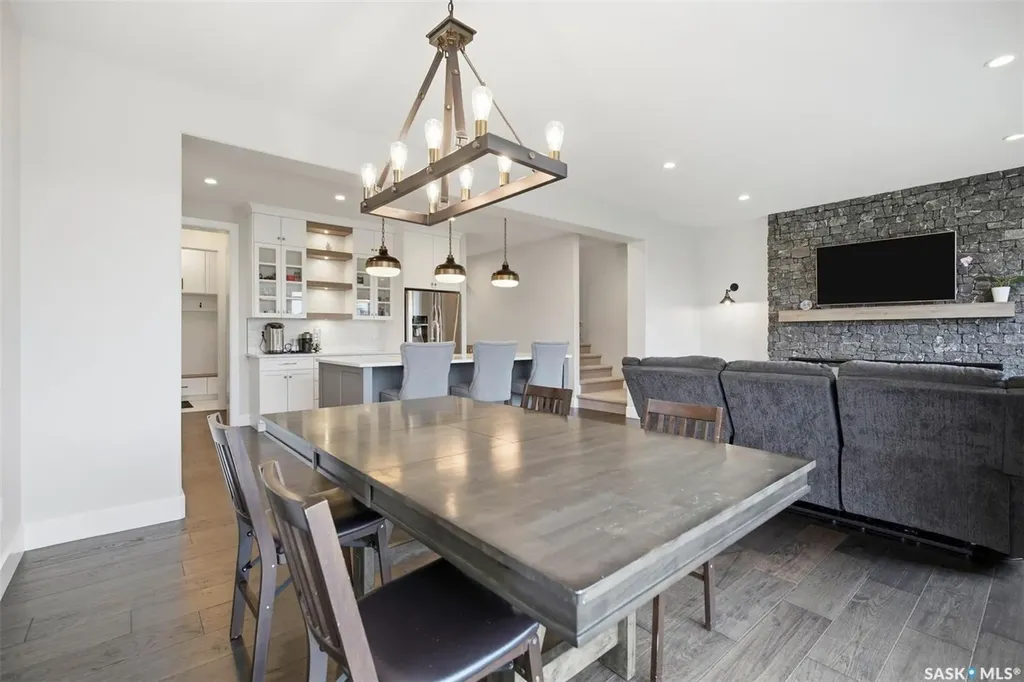322 Dagnone Crescent Saskatoon SK S7V 0P7