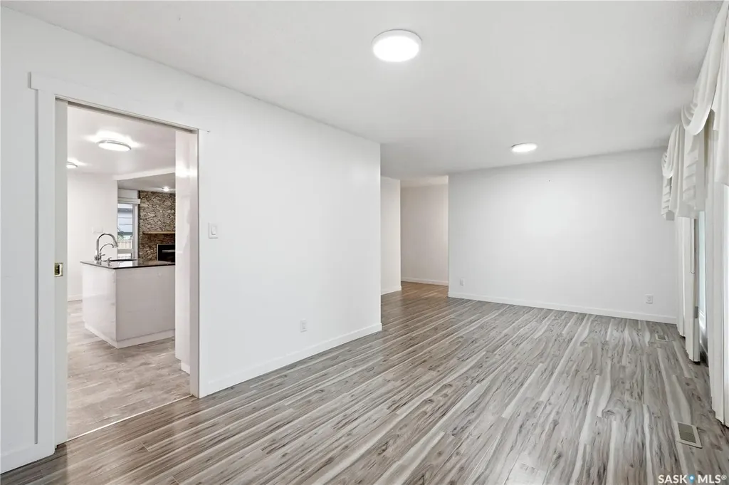 314 Anderson Crescent Saskatoon SK S7H 4A3