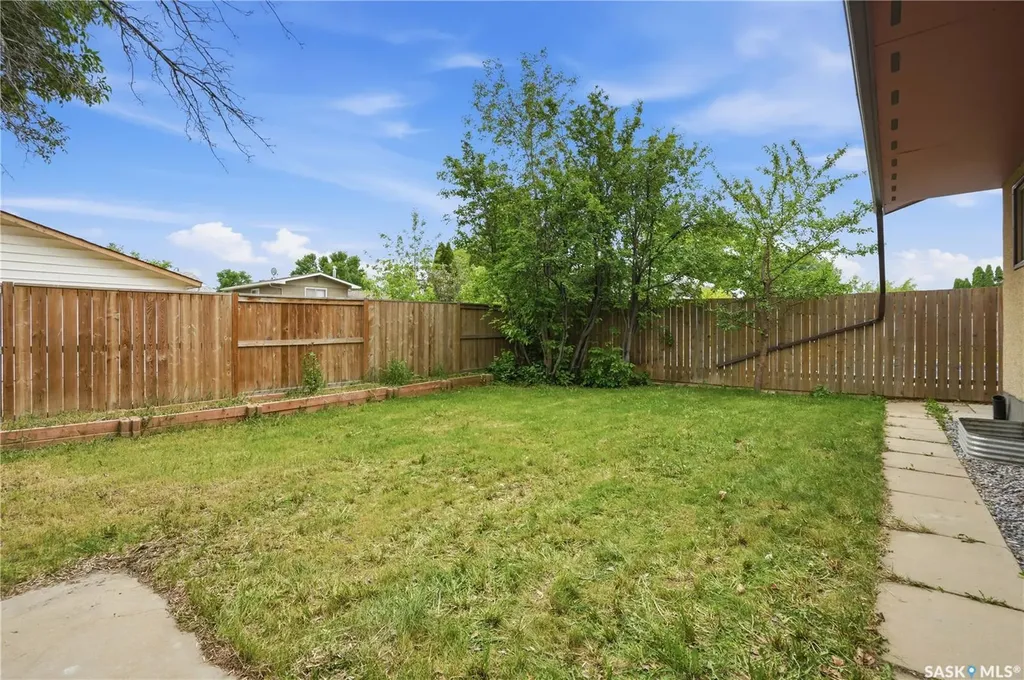 314 Anderson Crescent Saskatoon SK S7H 4A3