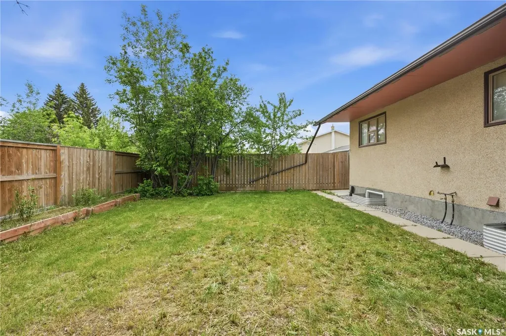 314 Anderson Crescent Saskatoon SK S7H 4A3