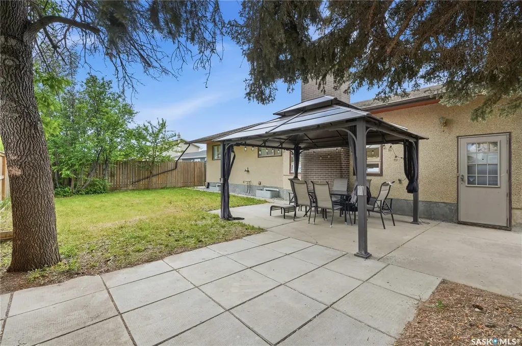 314 Anderson Crescent Saskatoon SK S7H 4A3