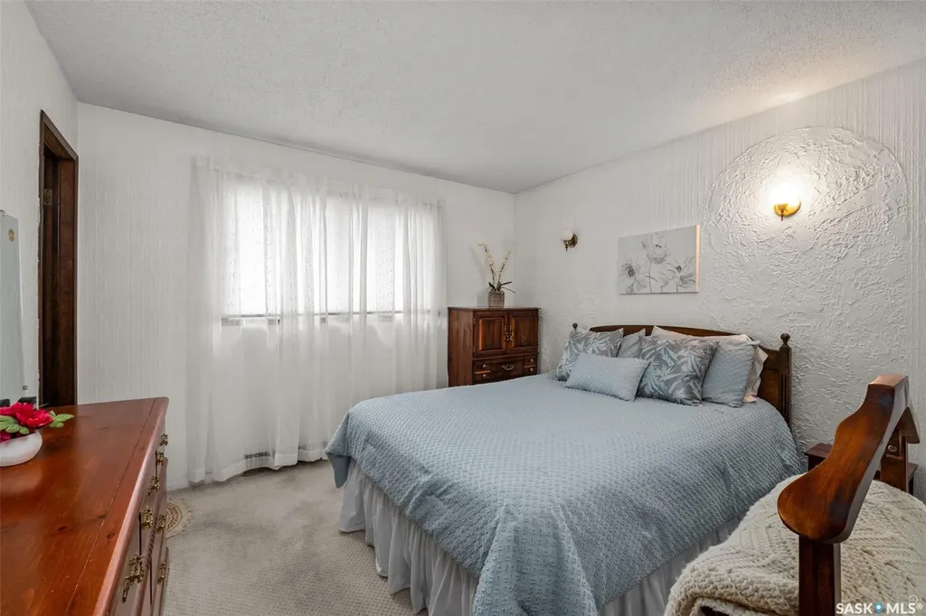 2834 Dunn Drive Prince Albert SK S6V 6K7