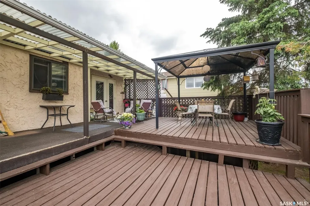 2834 Dunn Drive Prince Albert SK S6V 6K7