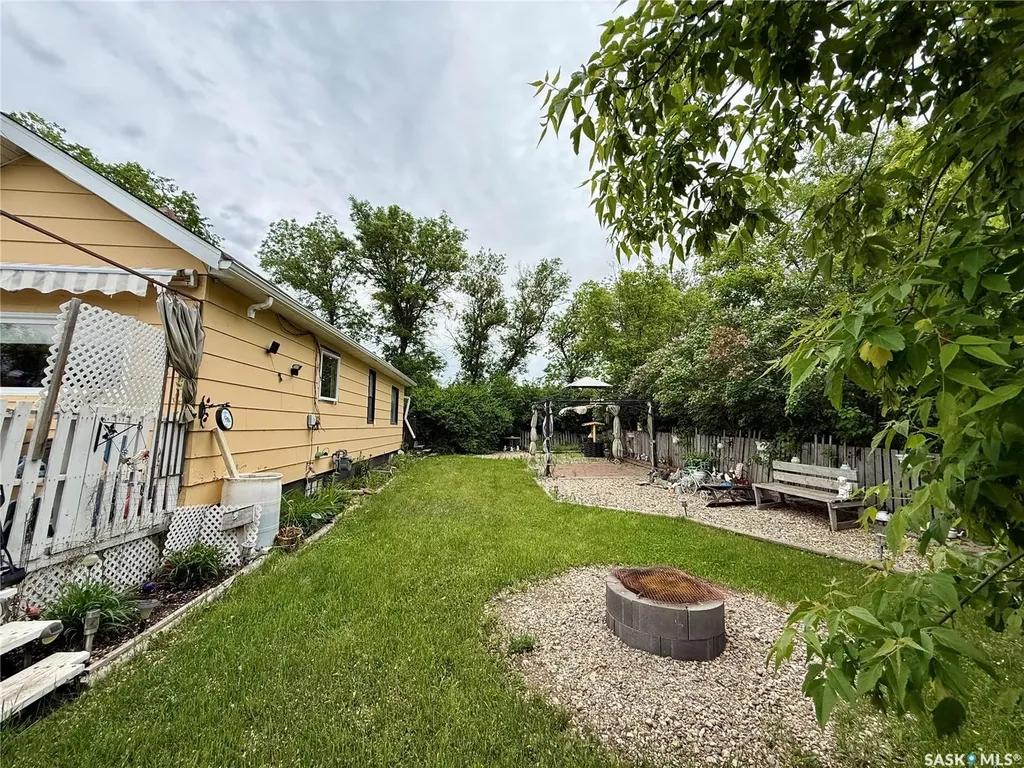 309 Main Street Maymont SK S0M 1T0