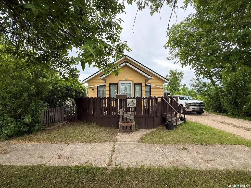 309 Main Street Maymont SK S0M 1T0