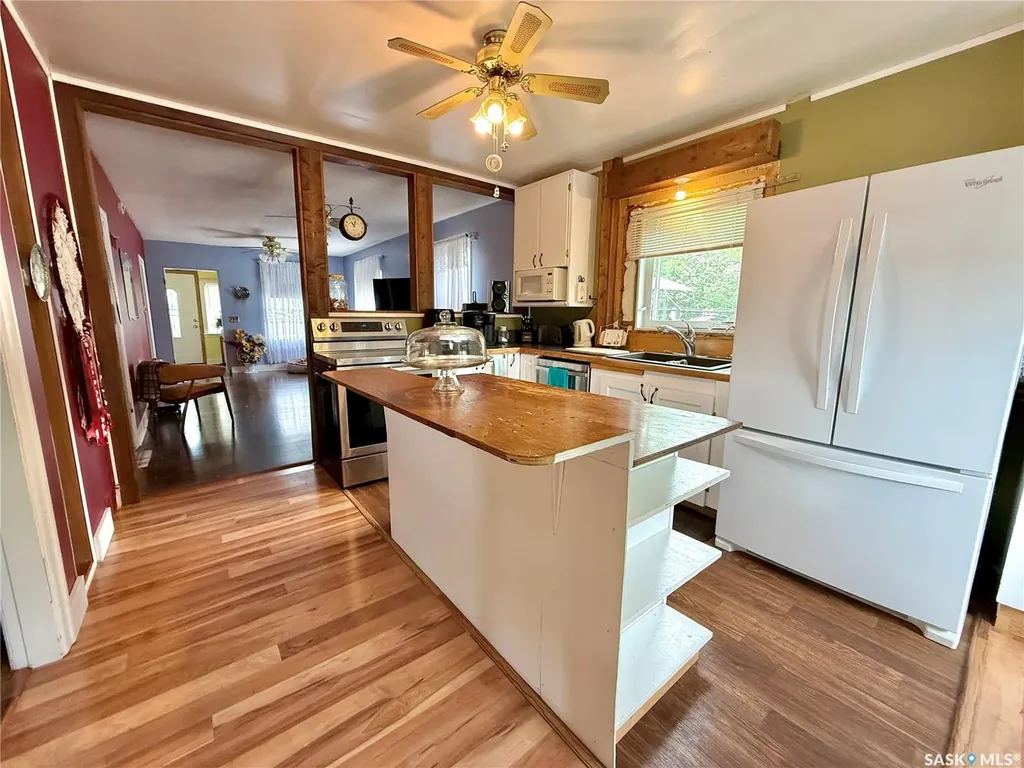 309 Main Street Maymont SK S0M 1T0