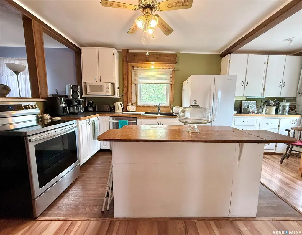 309 Main Street Maymont SK S0M 1T0