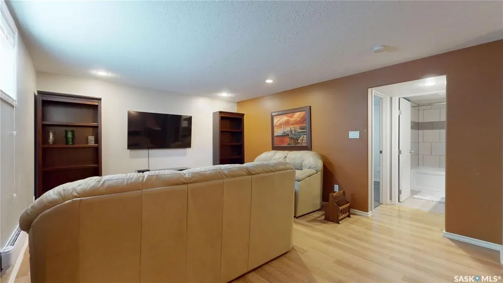 39 Stice Crescent Regina SK S4N 4P9