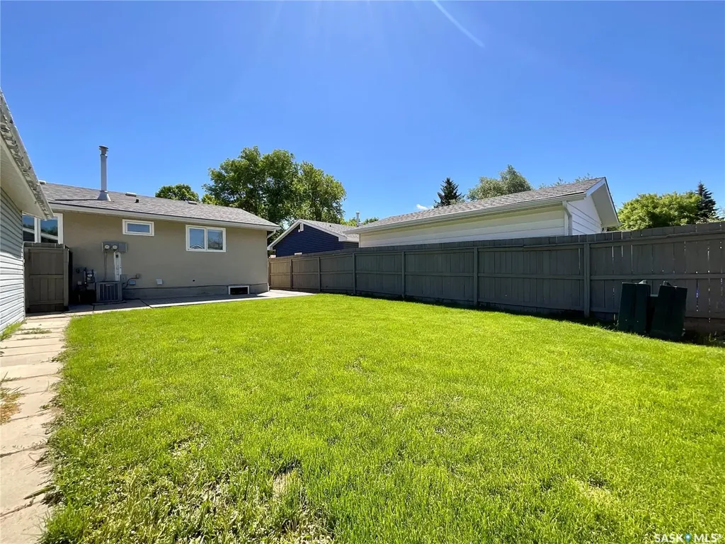 39 Stice Crescent Regina SK S4N 4P9