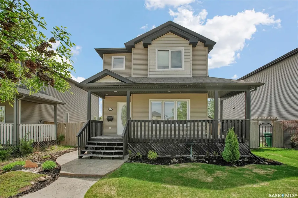 222 Willowgrove Boulevard Saskatoon SK S7W 1A2
