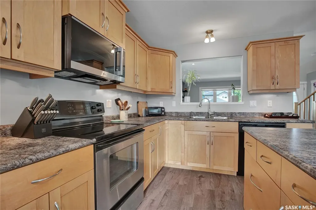 222 Willowgrove Boulevard Saskatoon SK S7W 1A2