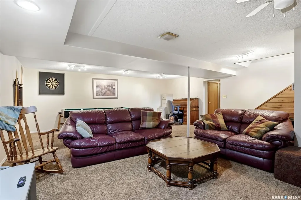 60 Krivel Crescent Regina SK S4R 5C5
