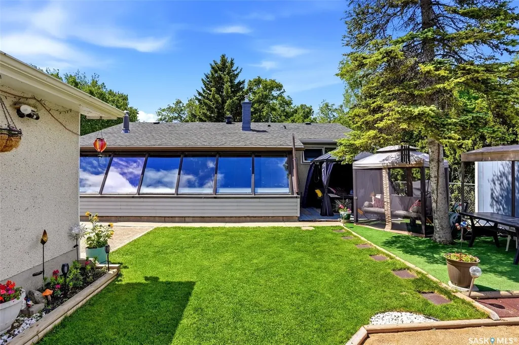 60 Krivel Crescent Regina SK S4R 5C5