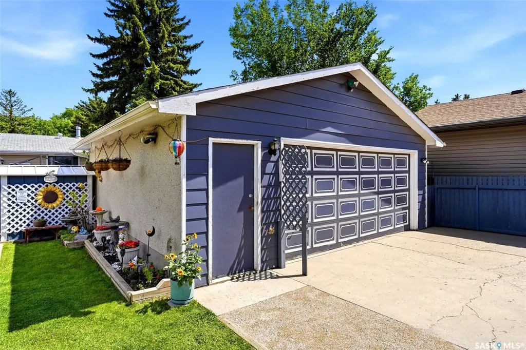60 Krivel Crescent Regina SK S4R 5C5