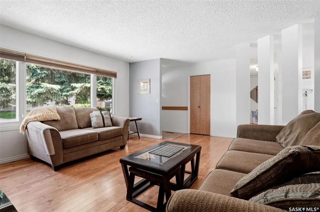 60 Krivel Crescent Regina SK S4R 5C5