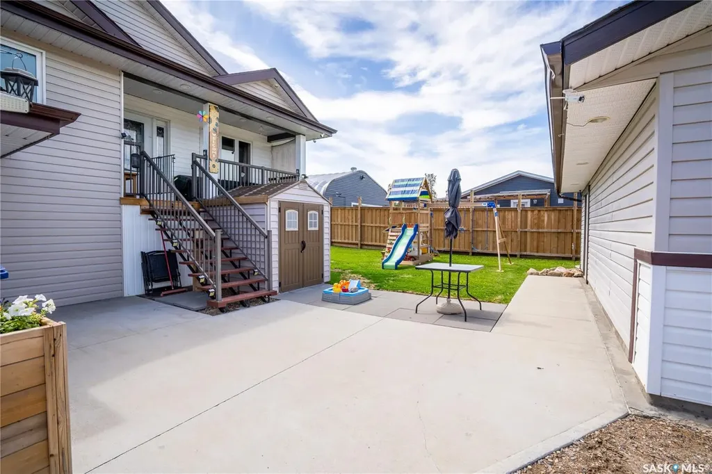 206 1st Avenue S Pierceland SK S0M 2K0