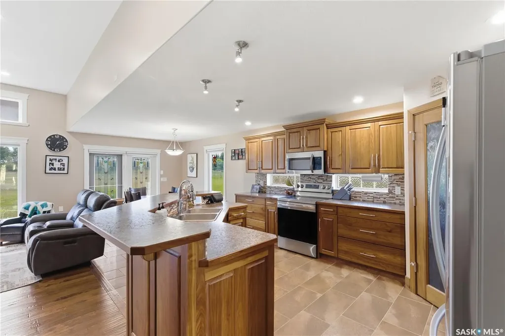 206 1st Avenue S Pierceland SK S0M 2K0