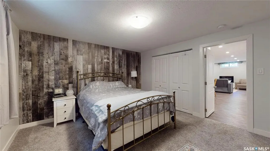 85 Bobolink Bay Regina SK S4S 4K2