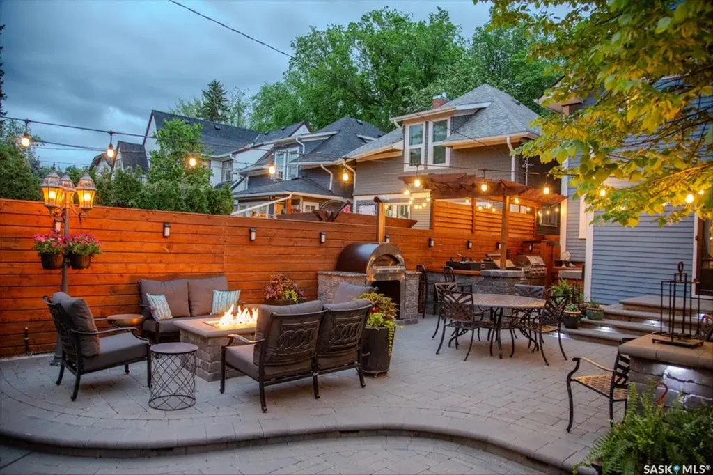 823 Temperance Street Saskatoon SK S7N 0M8