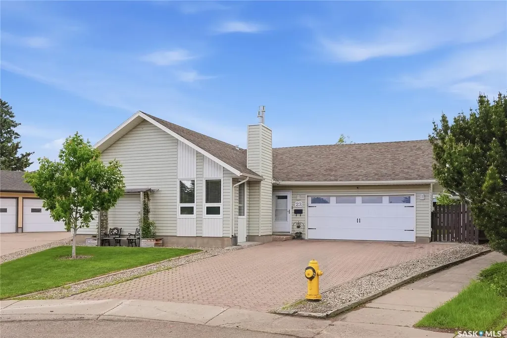 23 Blackley Place Saskatoon SK S7M 5B1