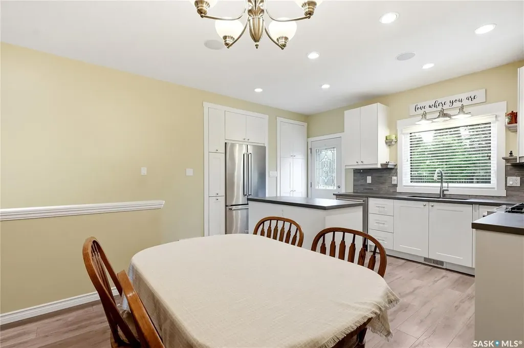 23 Blackley Place Saskatoon SK S7M 5B1