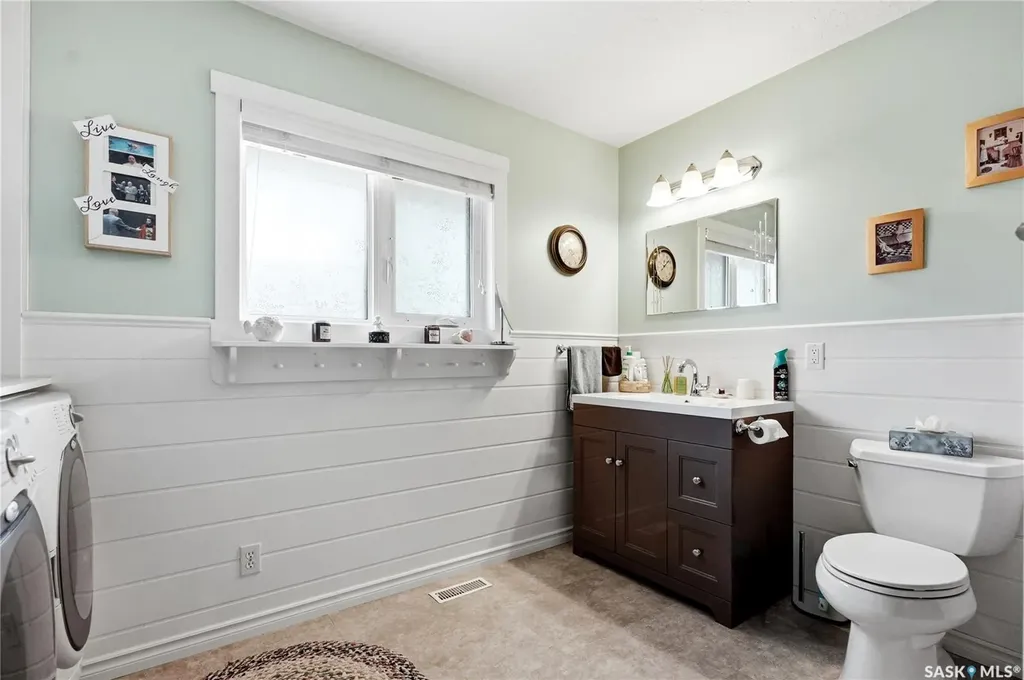 23 Blackley Place Saskatoon SK S7M 5B1