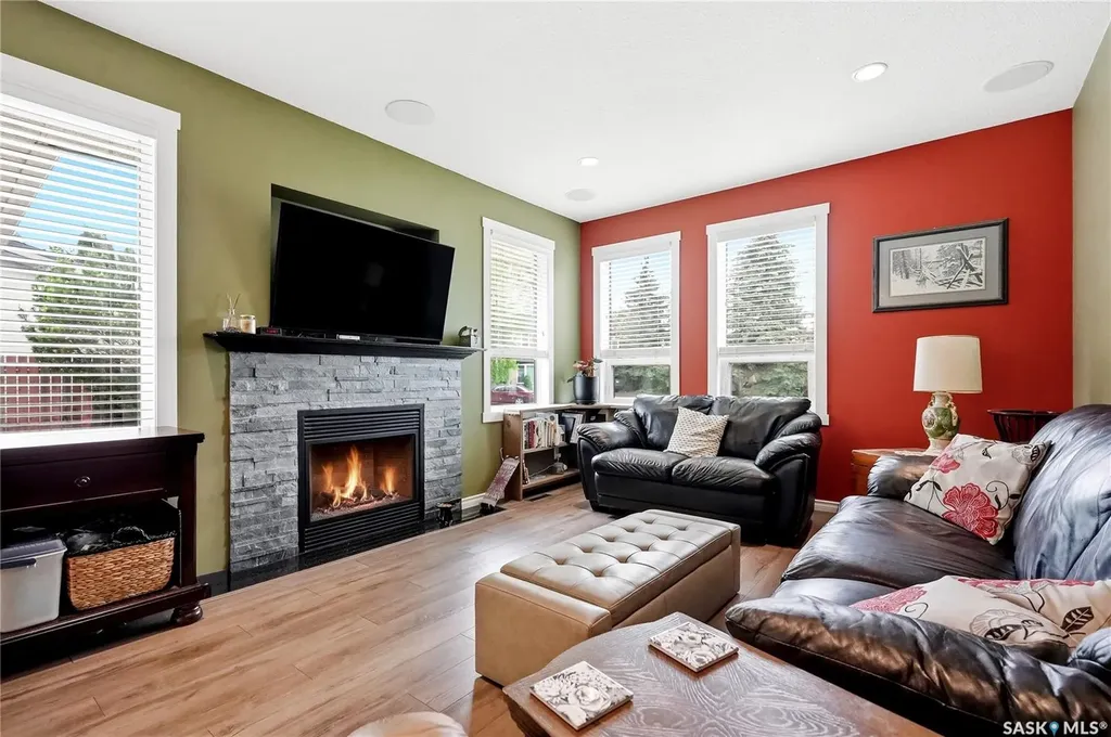 23 Blackley Place Saskatoon SK S7M 5B1