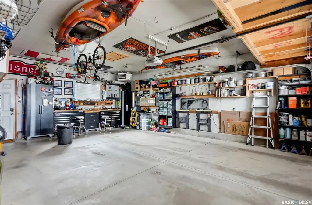 23 Blackley Place Saskatoon SK S7M 5B1
