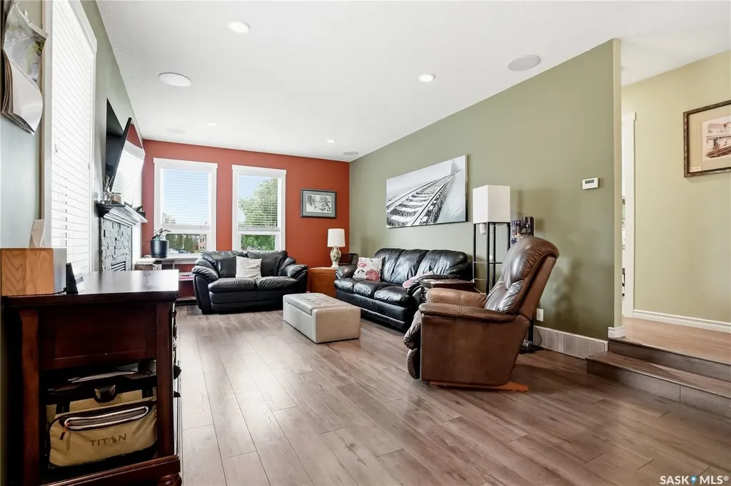 23 Blackley Place Saskatoon SK S7M 5B1