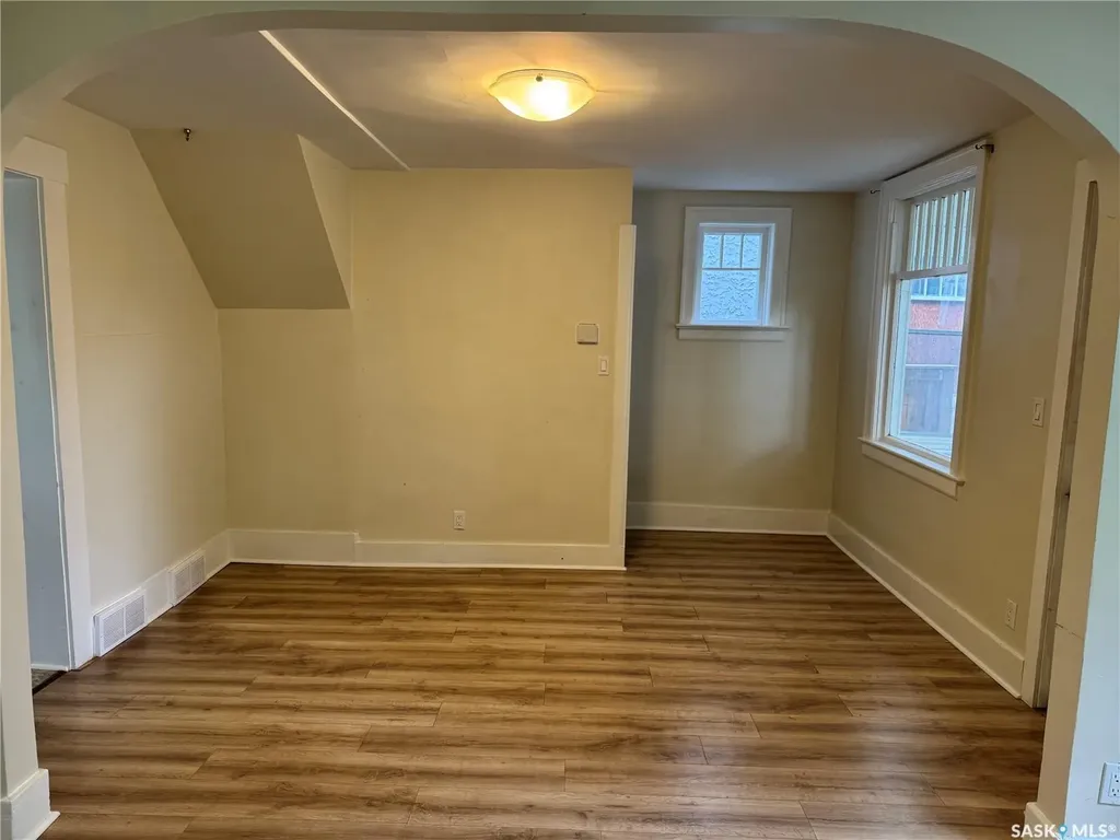 431 G Avenue S Saskatoon SK S7M 1V5