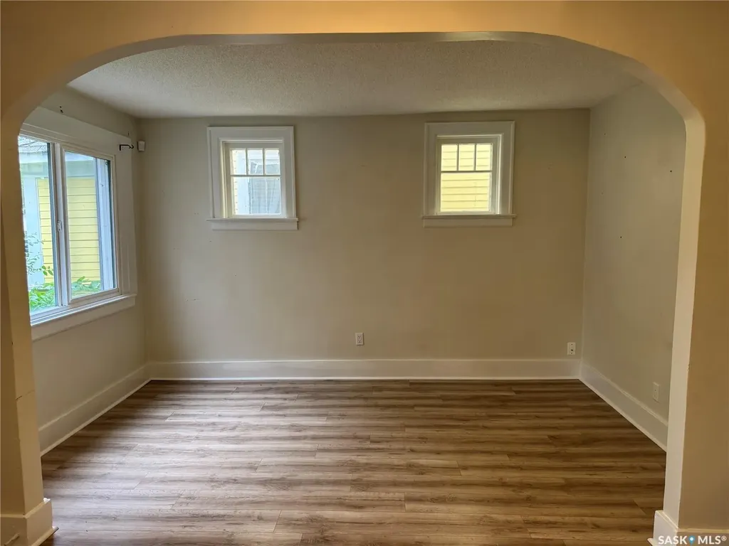 431 G Avenue S Saskatoon SK S7M 1V5