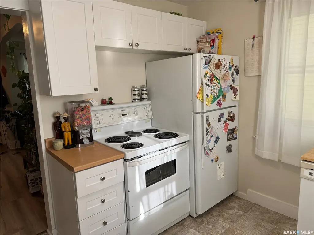 431 G Avenue S Saskatoon SK S7M 1V5