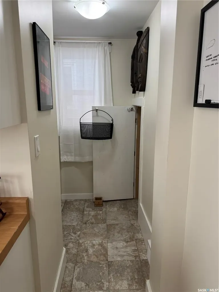 431 G Avenue S Saskatoon SK S7M 1V5