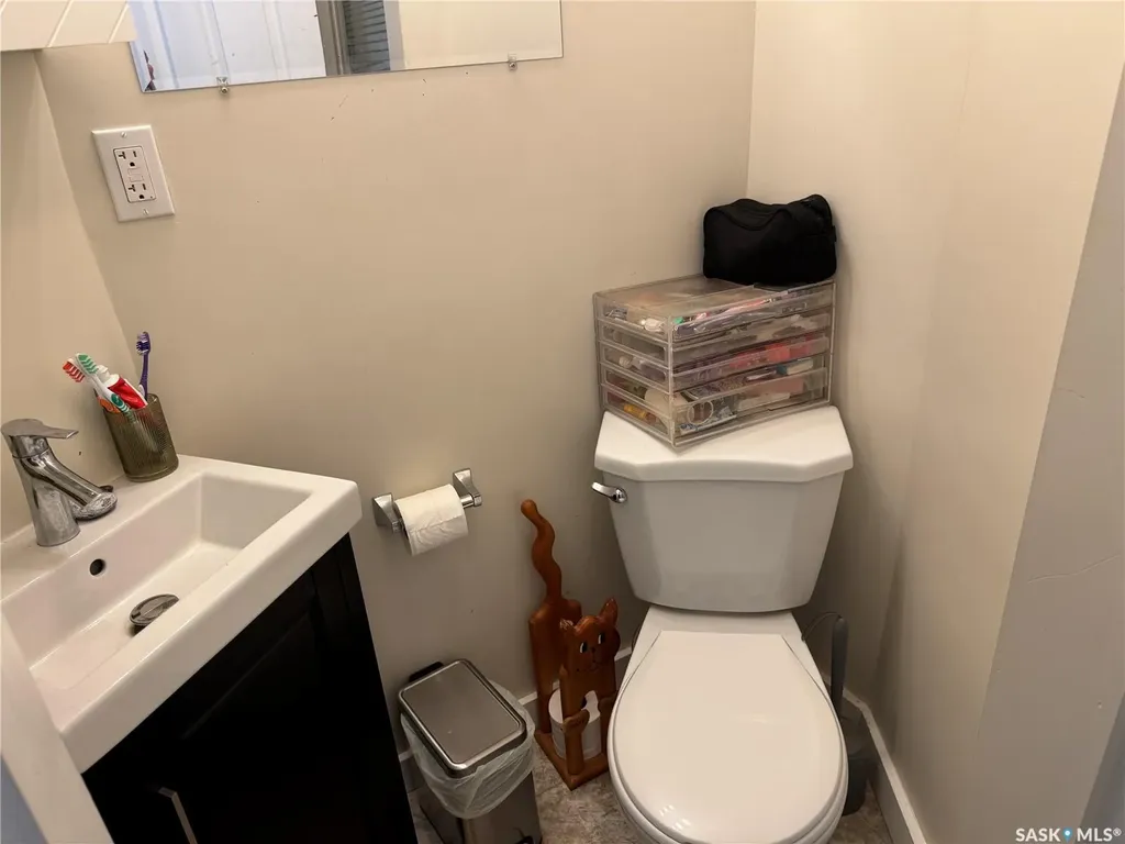 431 G Avenue S Saskatoon SK S7M 1V5