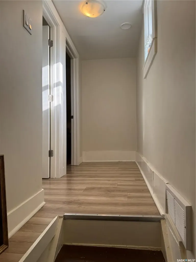 431 G Avenue S Saskatoon SK S7M 1V5