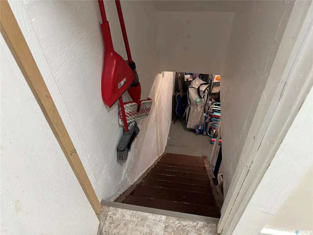 431 G Avenue S Saskatoon SK S7M 1V5