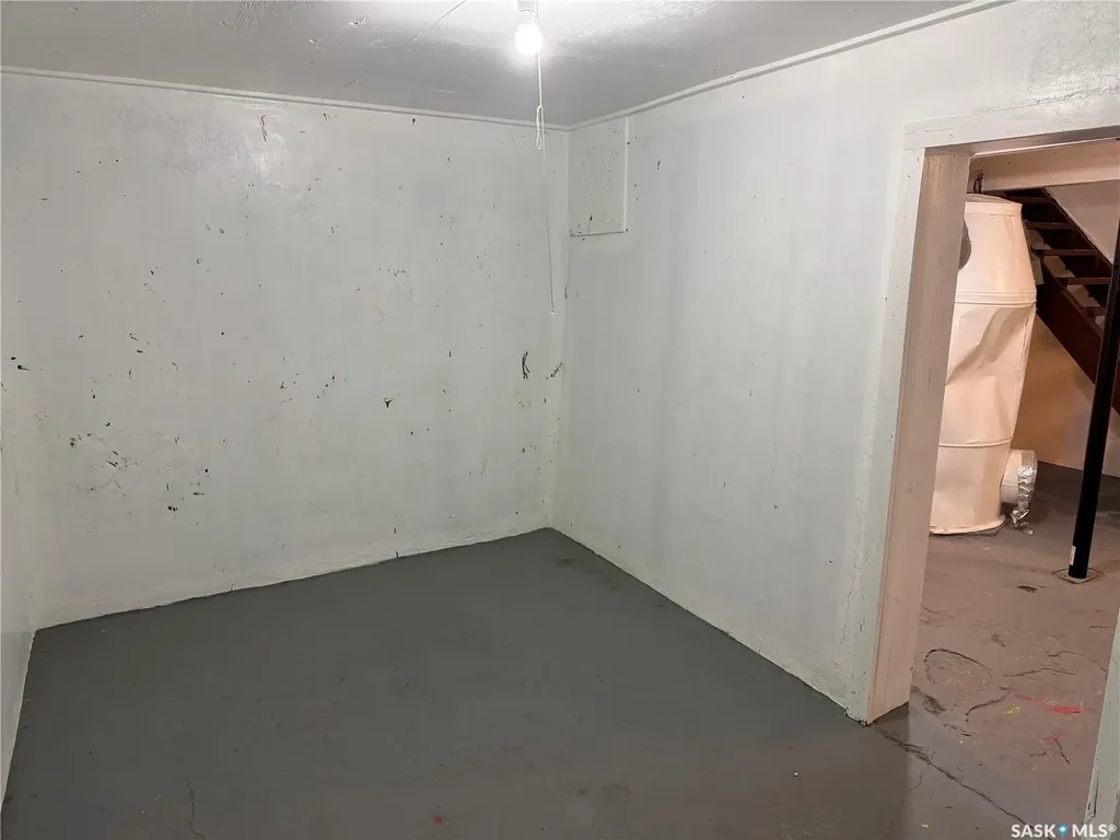 431 G Avenue S Saskatoon SK S7M 1V5
