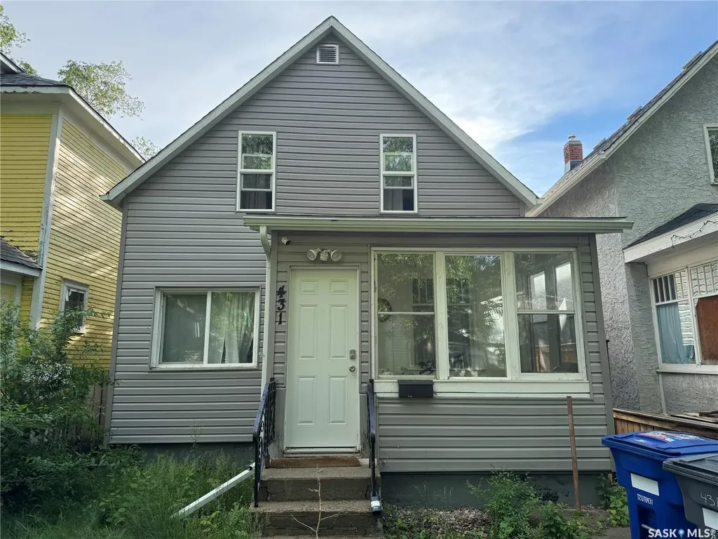 431 G Avenue S Saskatoon SK S7M 1V5