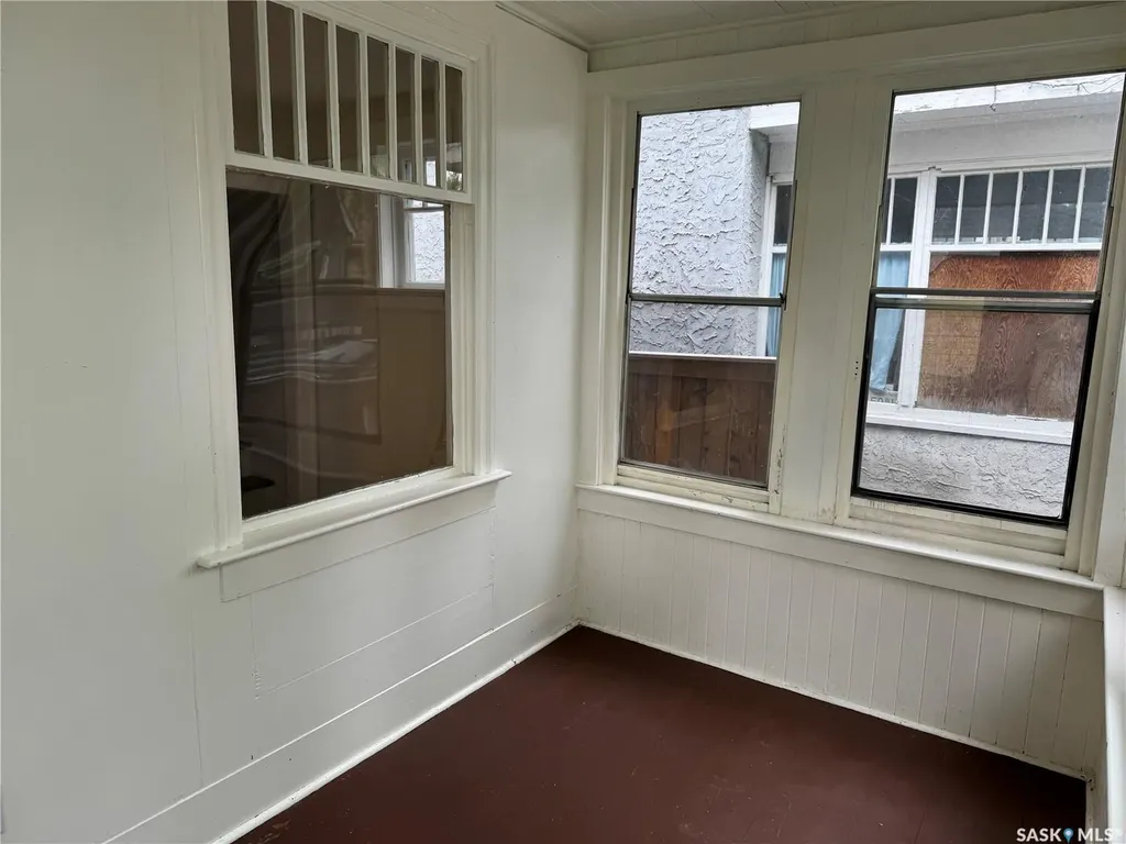 431 G Avenue S Saskatoon SK S7M 1V5
