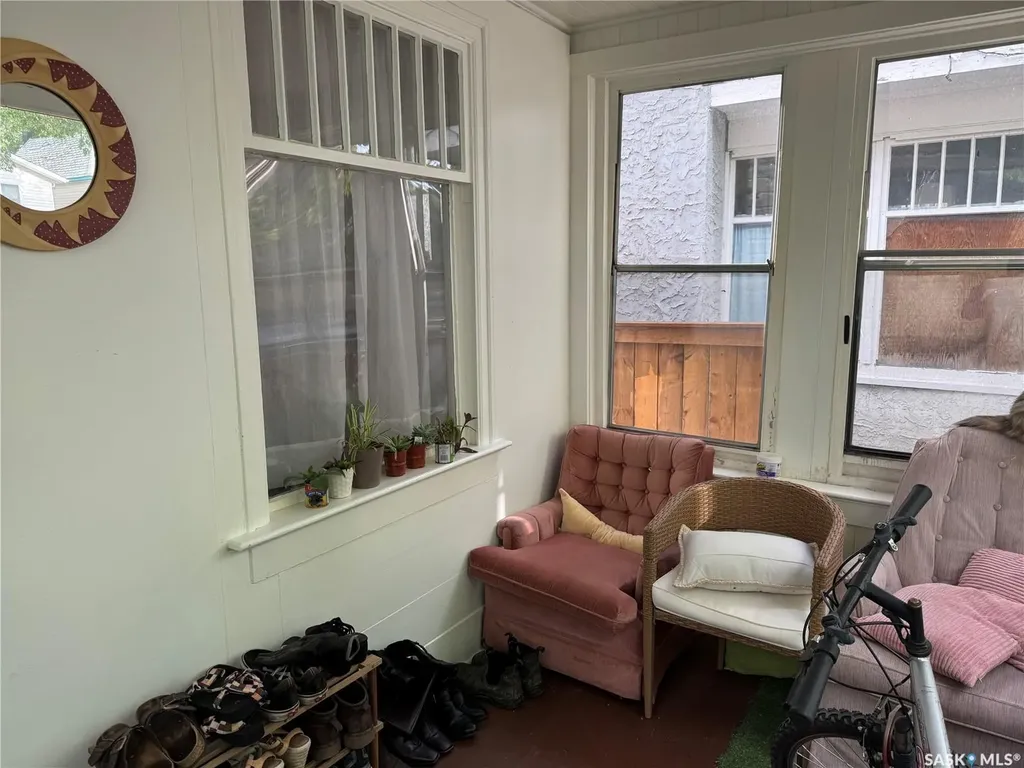 431 G Avenue S Saskatoon SK S7M 1V5