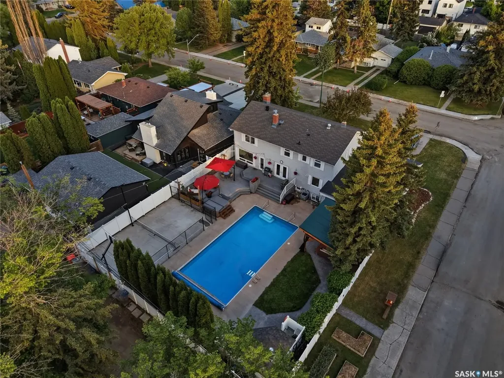 1401 13th Street E Saskatoon SK S7H 0C7