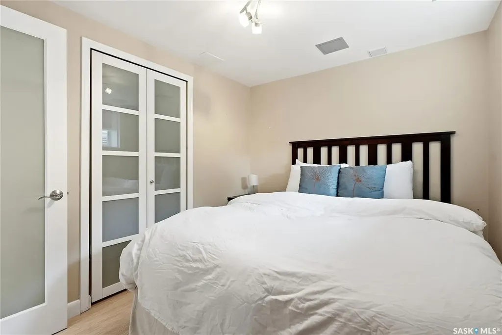 1401 13th Street E Saskatoon SK S7H 0C7