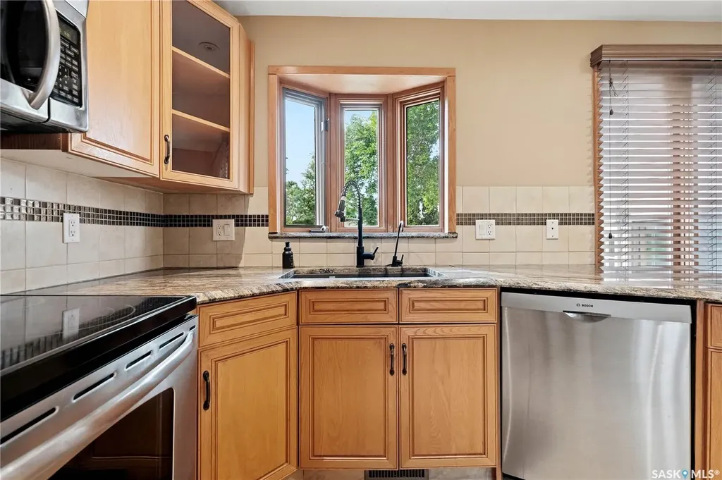 23 Cowie Road Regina SK S4S 6S2
