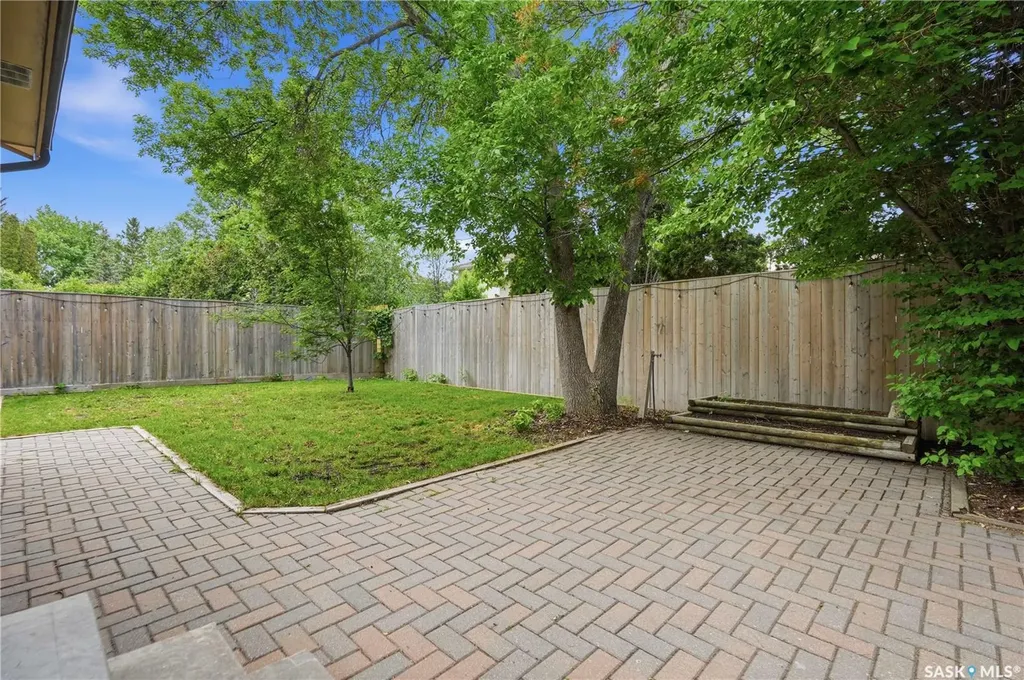 23 Cowie Road Regina SK S4S 6S2