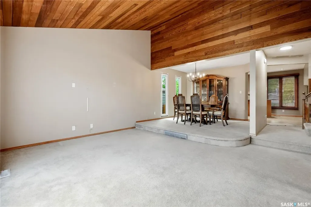 23 Cowie Road Regina SK S4S 6S2